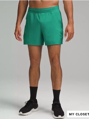 Men's LULULEMON Green Active Shorts - Pace Breaker Linerless Short 5”